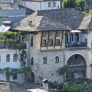 Guest house Belaj's House, Gjirokaster
